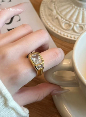 Basstudio不掉色爆闪锆石食指戒钛钢镀18k法式复古ins潮小众高级