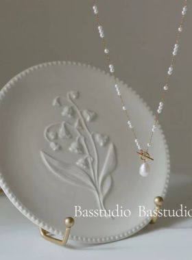 Basstudio 小众设计秋冬新款长款ot不规则珍珠巴洛克毛衣链 钛钢