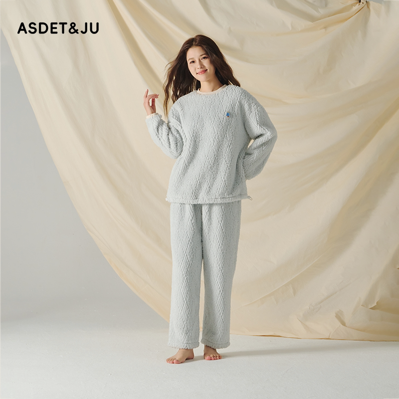 女舒棉绒圆领长袖长裤保暖家居服