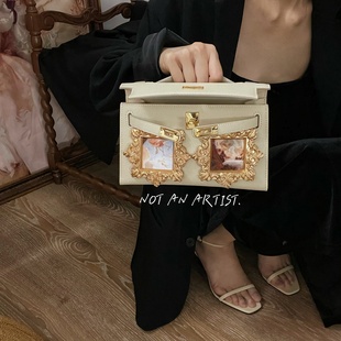 艺术生原创小众恶搞凯莉包文艺复兴时期复古名画浮雕手拿晚宴手包