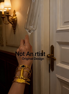 欧美复古时髦夸张鼻子眼睛嘴唇手镯轻奢个性小众设计感极繁手镯