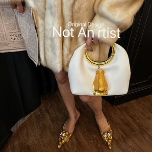 原创设计感立体抽象解构主义艺术雕塑鼻子轮廓宴会手环包文艺复兴