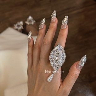 素戒指优雅气质平替宴会戒指 菱形几何元 欧美时尚 高定小众不撞款