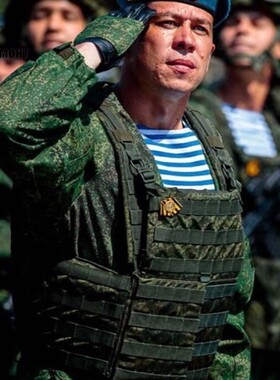 冷战时代授权复刻俄罗斯6B46携防一体战术背心 俄军空降兵小绿人