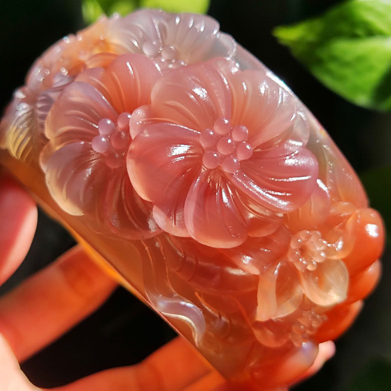 玛瑙印象 旷世绝美 纯天然稀有轮胎粉色雕刻玛瑙手镯 娇艳欲滴58