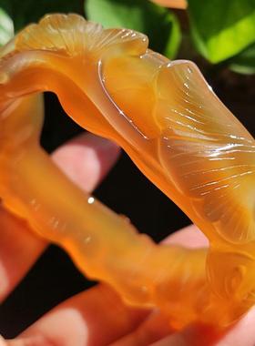 高货马红收藏级纯天然雕刻手镯