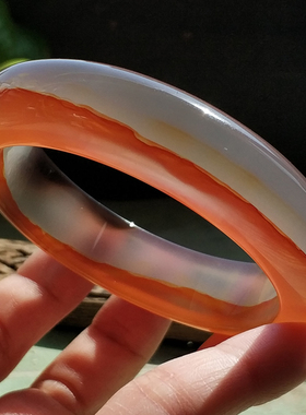 纯天然玻璃种玛瑙手镯