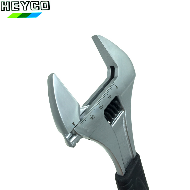 防滑柄防锈活动扳手多功能扳手