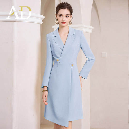 AD主持人礼服女播音上镜连衣裙