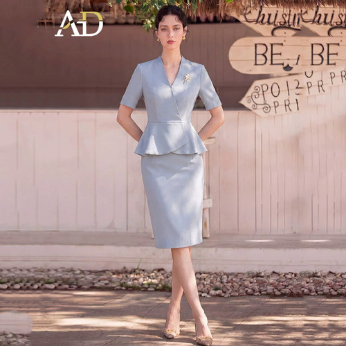 AD夏季新款浅蓝职业西装套装女