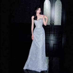 绝美抹胸晚礼服高级感宴会鱼尾裙主持轻奢小众新娘订婚敬酒服晨袍