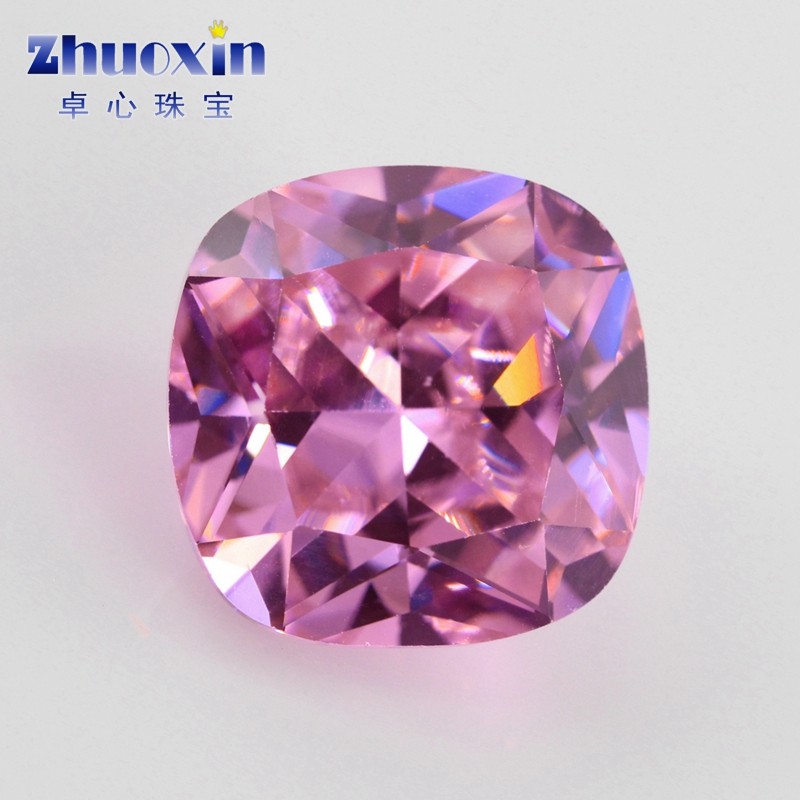 粉红色肥正方锆石裸石钻