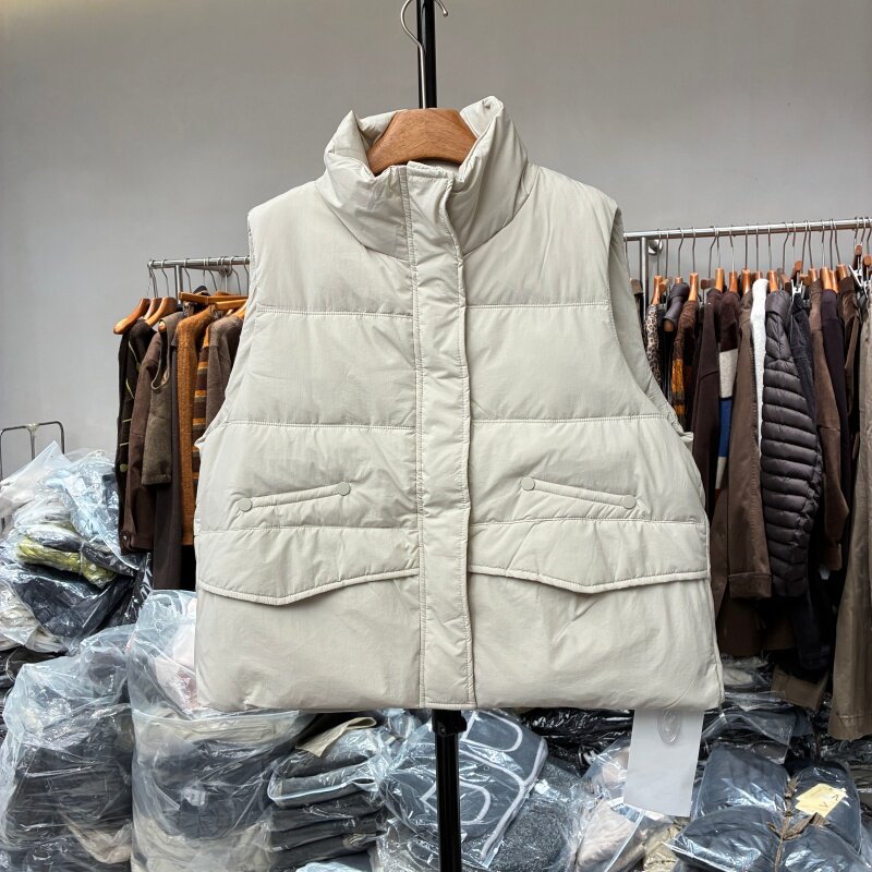 2026冬韩版百搭立领无袖白鸭绒马甲女宽松休闲显瘦保暖羽绒服背心