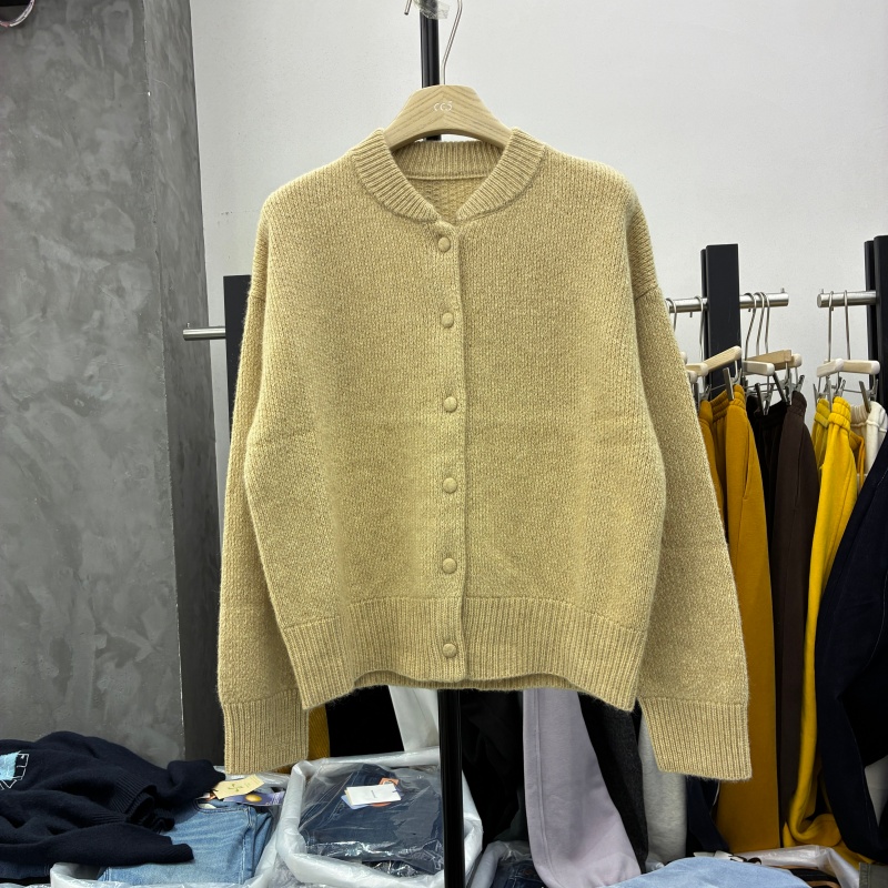 欧货2025冬款棒球领绵羊毛针织开衫女宽松显示休闲毛衣外套22201