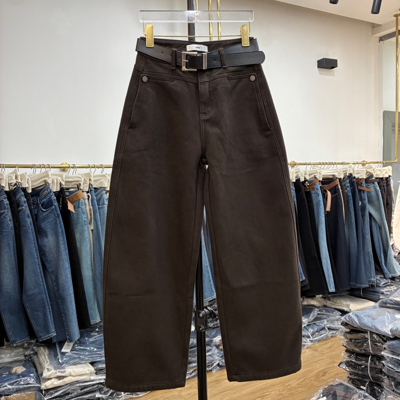 艾拿2025冬款55105植绒高腰宽松直筒牛仔裤女保暖显瘦阔腿弯刀裤