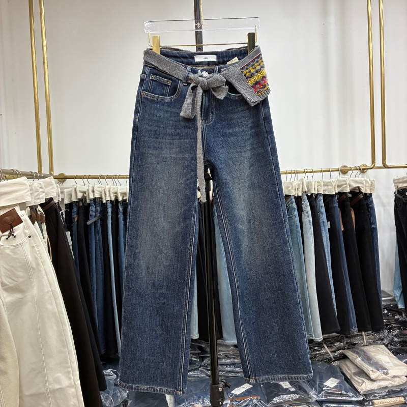 艾拿2025冬28715植绒高腰屁帘直筒牛仔裤女小个子十分显瘦阔腿裤