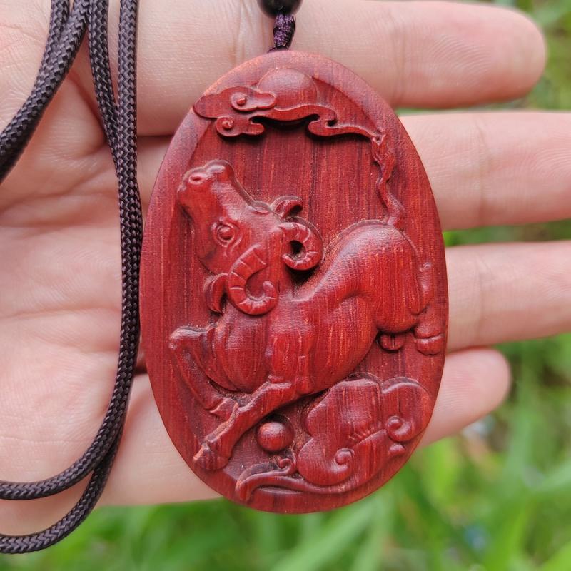 紫檀木雕十二生肖牛木牌