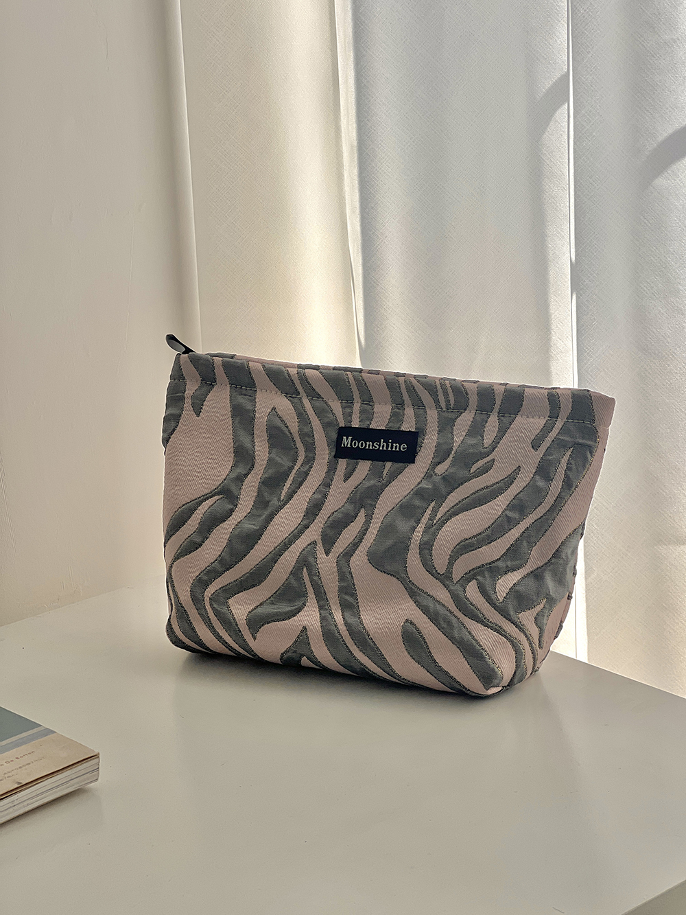 大容量斑马纹化妆包收纳包