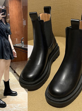 烟筒马丁靴秋冬女鞋2021新款百搭韩版英伦风中筒靴厚底短靴女单靴