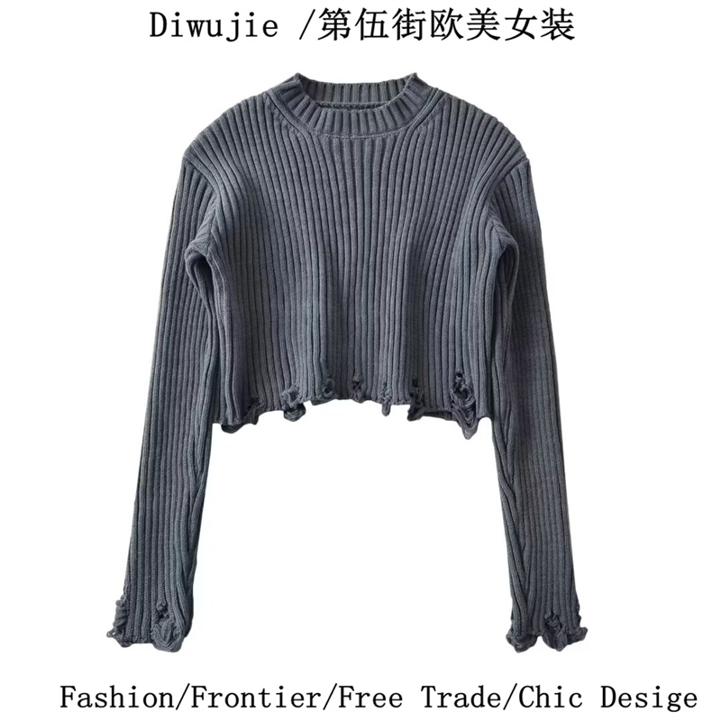 KEYANKETIAN 6005 厚实温暖短毛衣女圆领宽松露脐套头破洞针织衫
