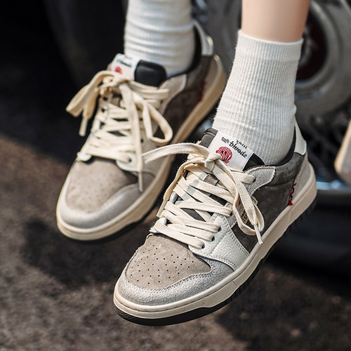 运动鞋潮牌高级感小众设计板鞋