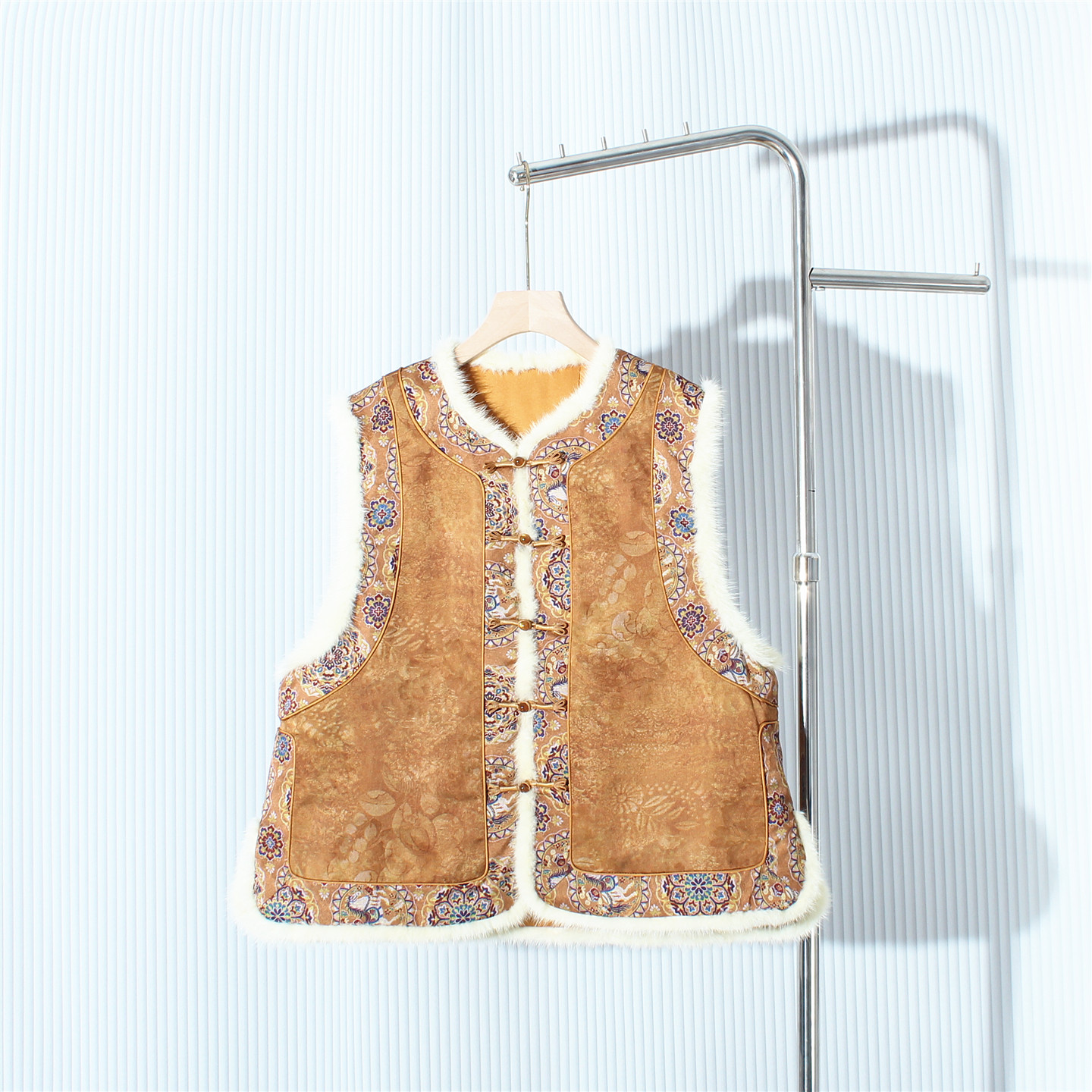 新中式水貂毛拼接夹棉马甲女2025秋冬季圆领百搭盘扣背心上衣外套