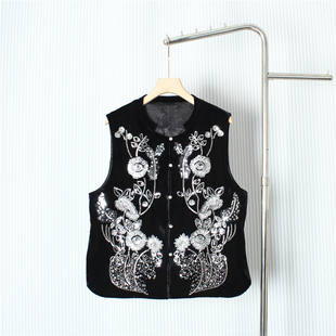 新中式 金丝绒重工刺绣亮片坎肩 国风复古叠穿立领马甲背心女秋新款
