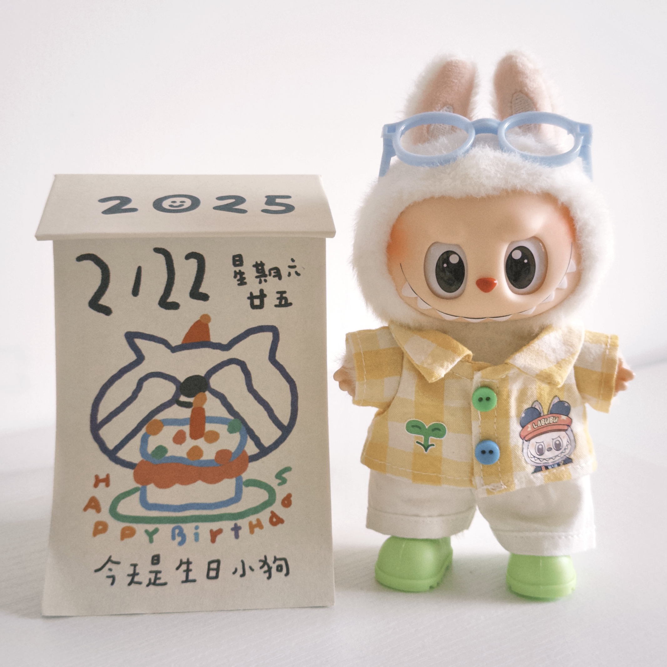 拉布布衣服前方高能3.0搪胶挂件夏季labubu娃衣草帽包包裙子鞋子