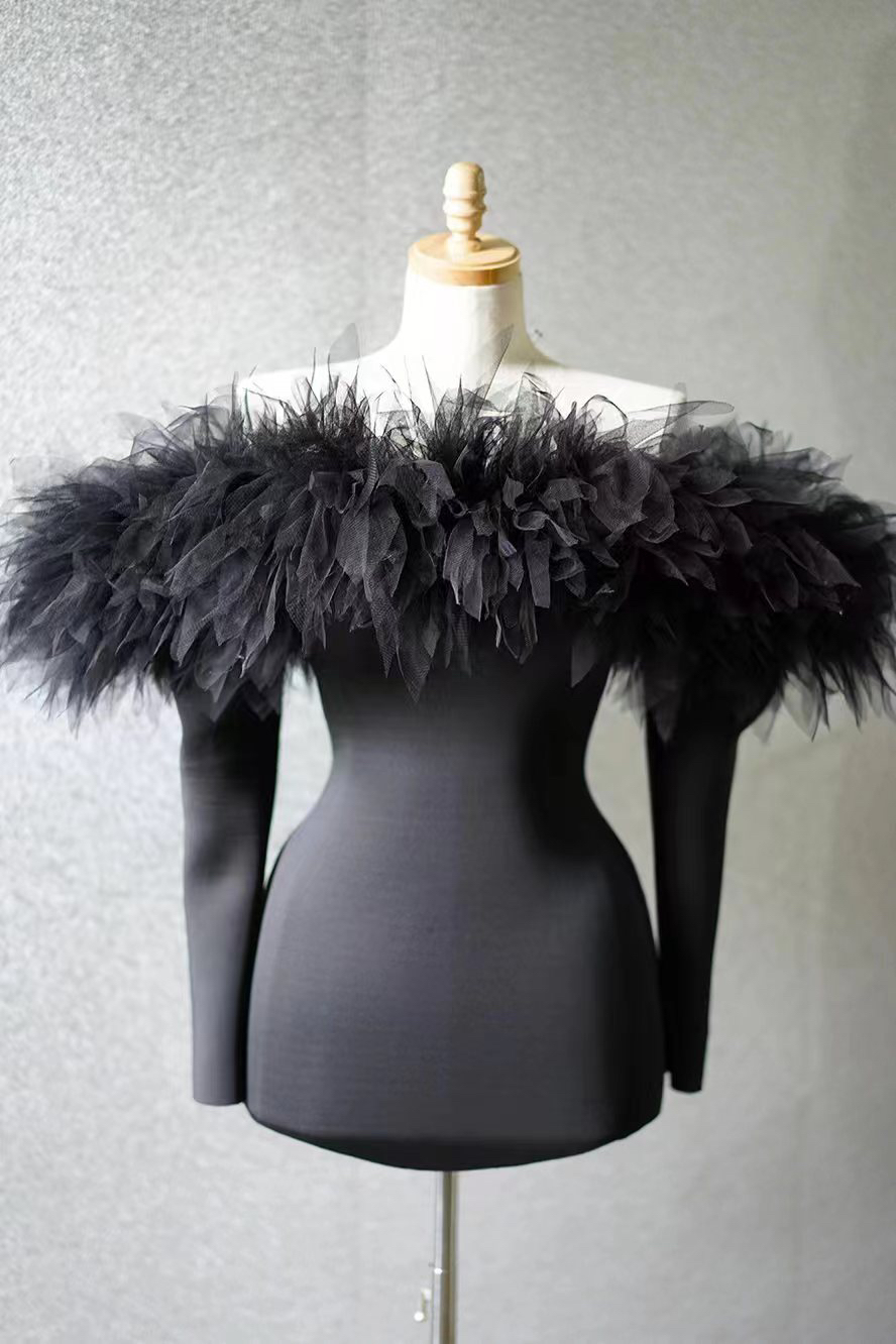 舞台演出服新款黑色抹胸羽毛优雅弹力绷带礼服连衣裙聚会成人礼