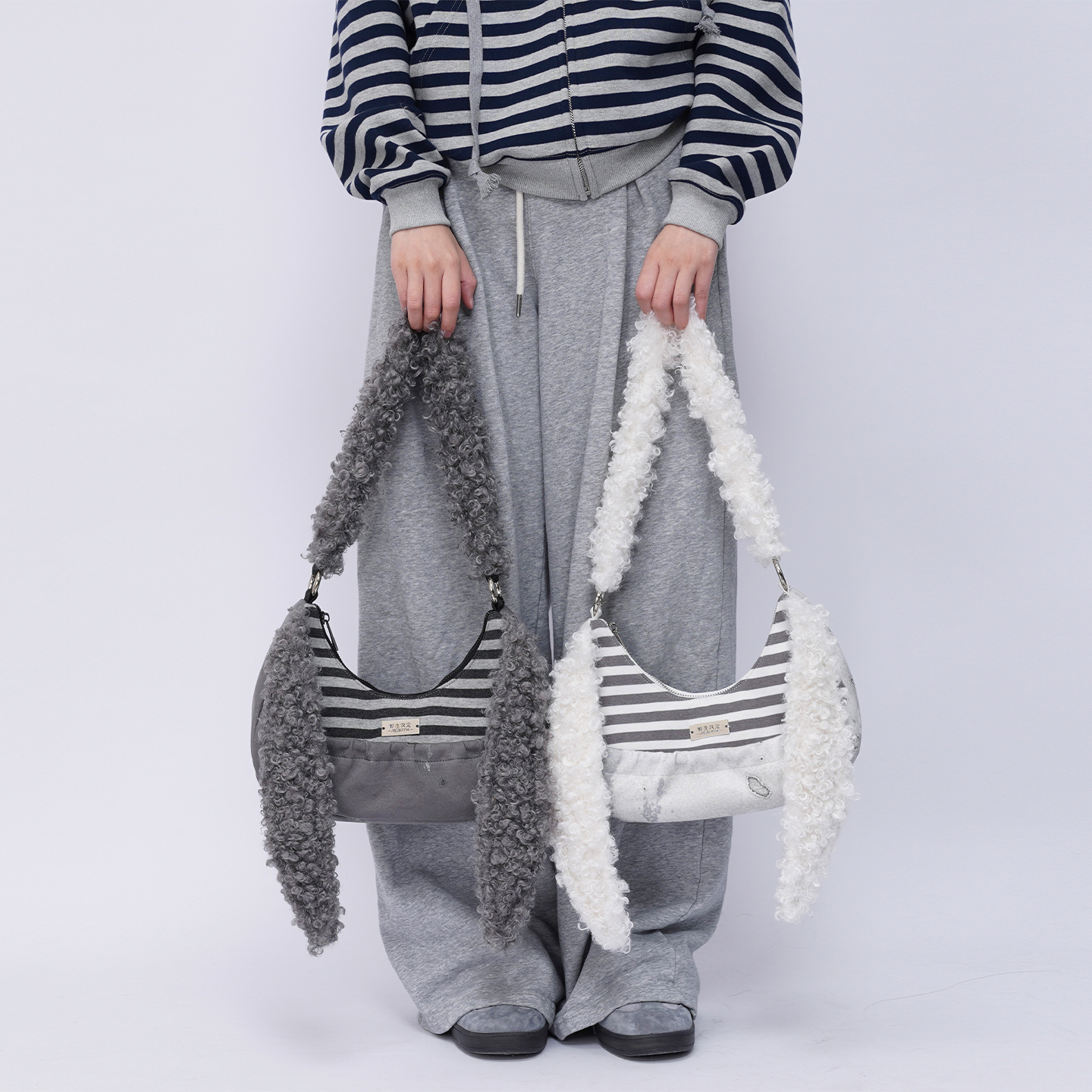 Rebirth野生设定原创设计腋下包女2025冬兔子毛绒百搭通勤斜挎包