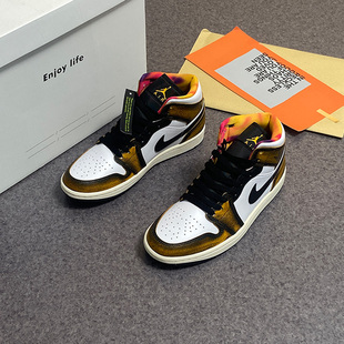 耐克Air DQ8417 Jordan AJ1黑灰男子复古运动高帮板鞋 071 Nike