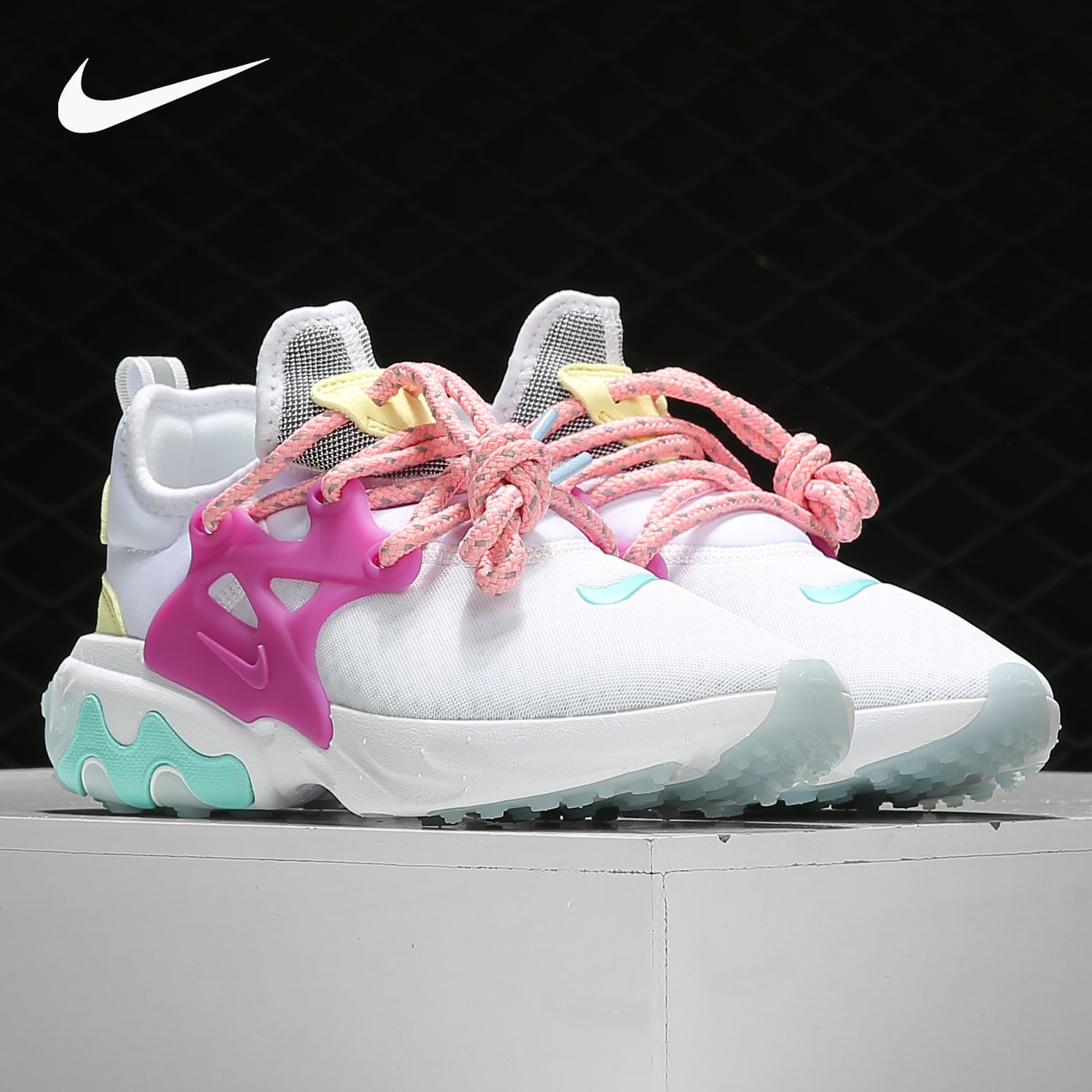 Nike/耐克REACT PRESTO男女休闲时尚缓震透气低帮跑步鞋CD9015