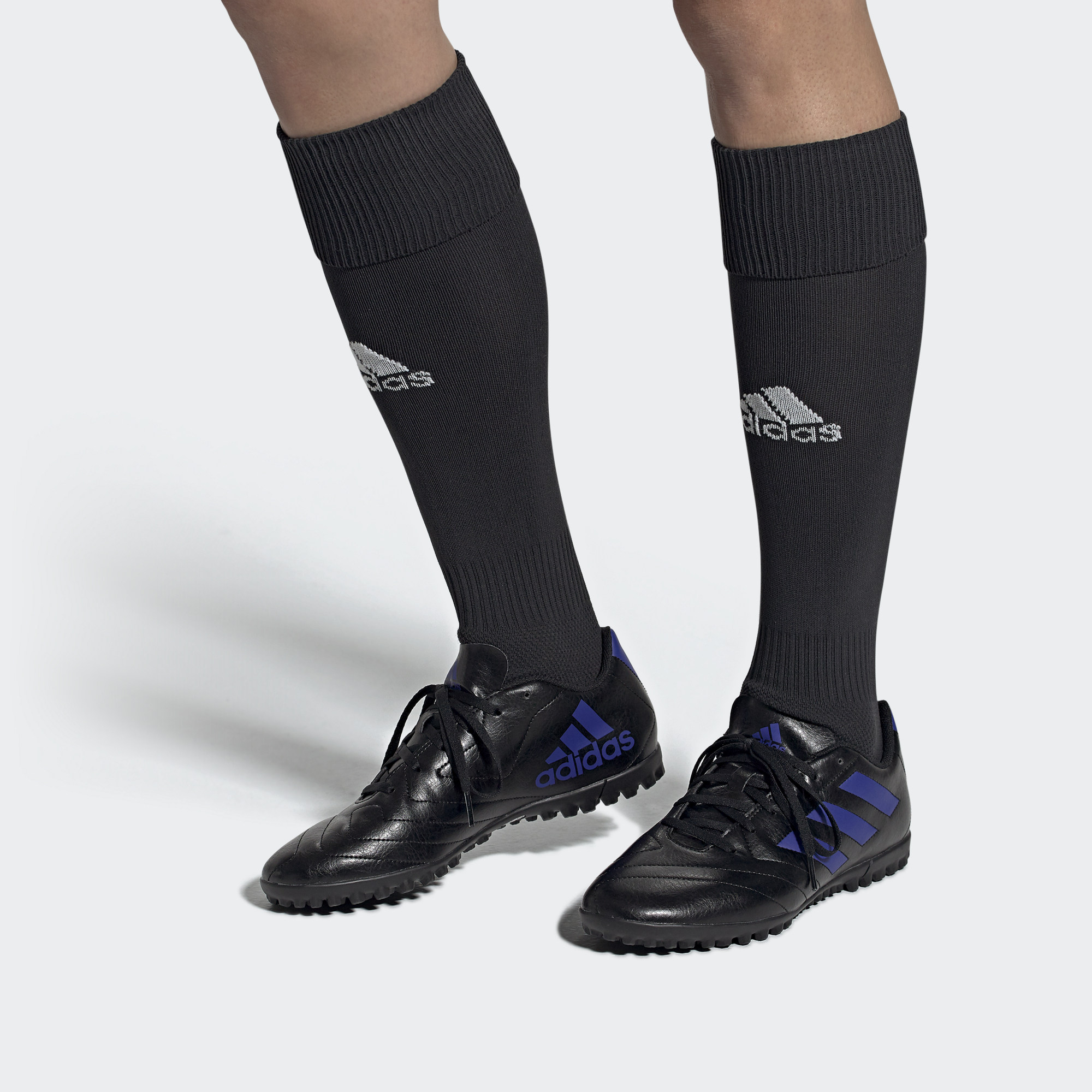 Adidas/阿迪达斯正品夏季新款男子运动鞋碎钉足球鞋 FV8705