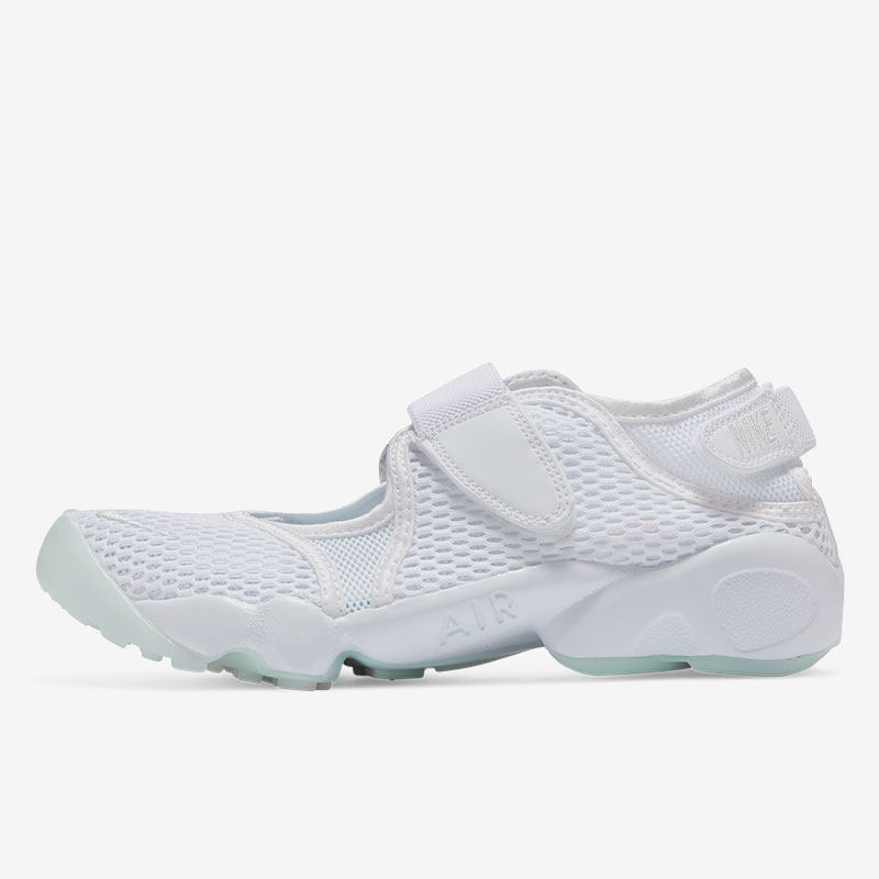 Nike/耐克特价忍者白女子时尚潮流运动舒适缓震休闲鞋848386-100