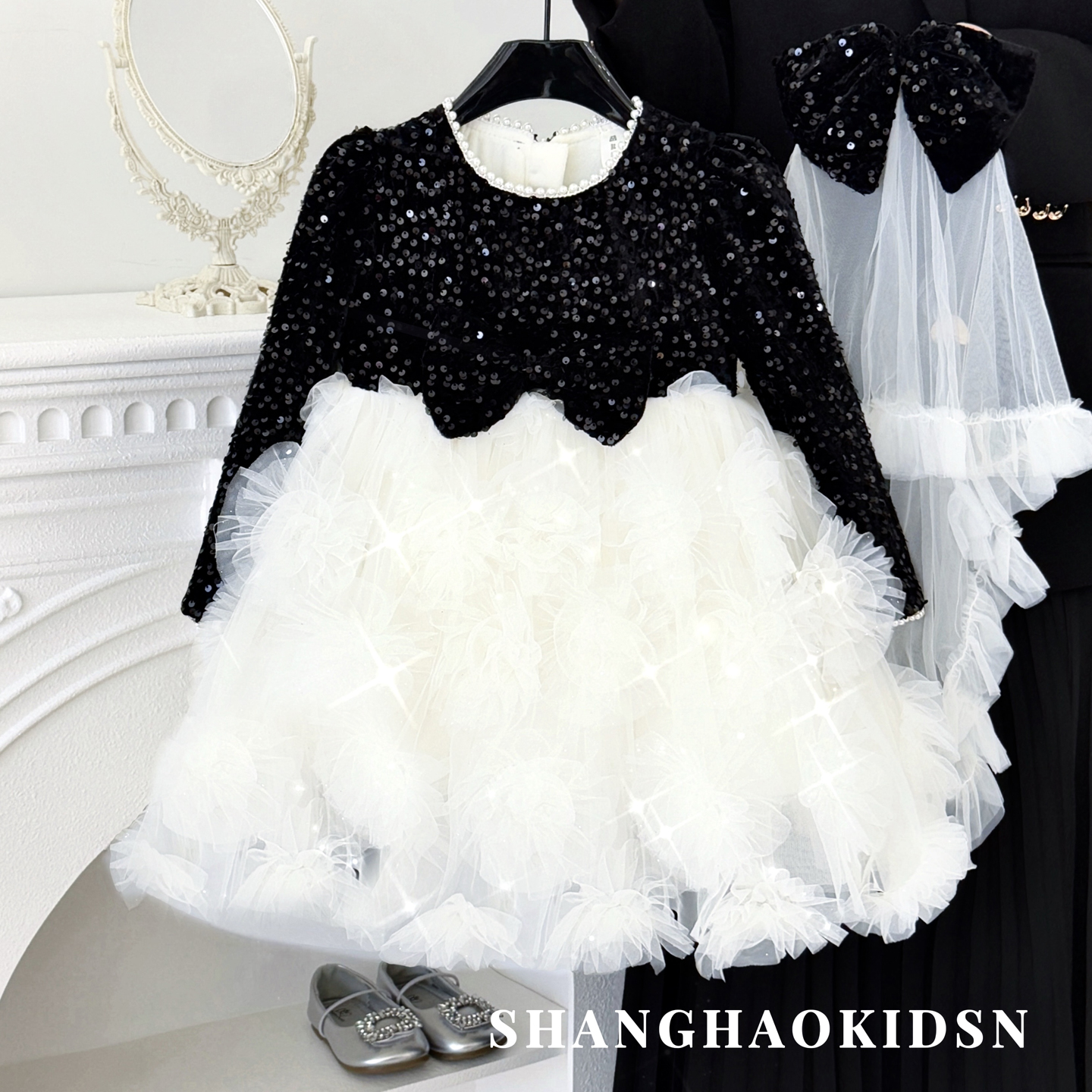 女童春秋款时髦洋气蓬蓬连衣裙