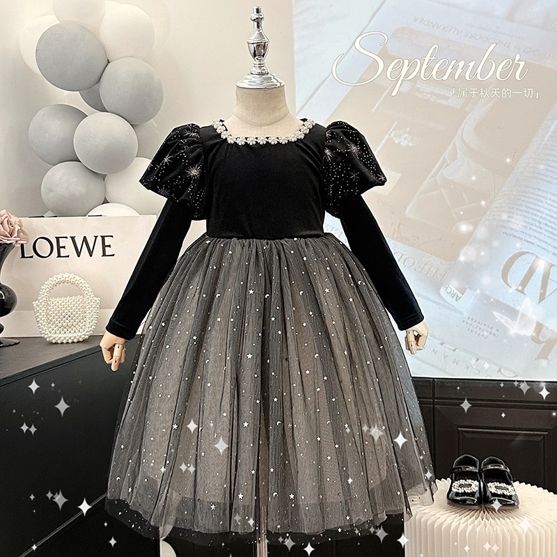 女童秋冬高级感黑色丝绒连衣裙