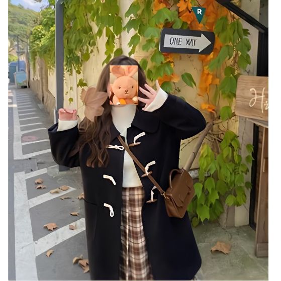 LT STUDIO辣条大码女装 胖mm秋冬娃娃领显瘦毛呢外套牛角扣大衣