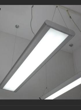 明装长条圆双管带罩亚克力灯盘吸顶式ledt8t5平板灯格栅灯面板灯