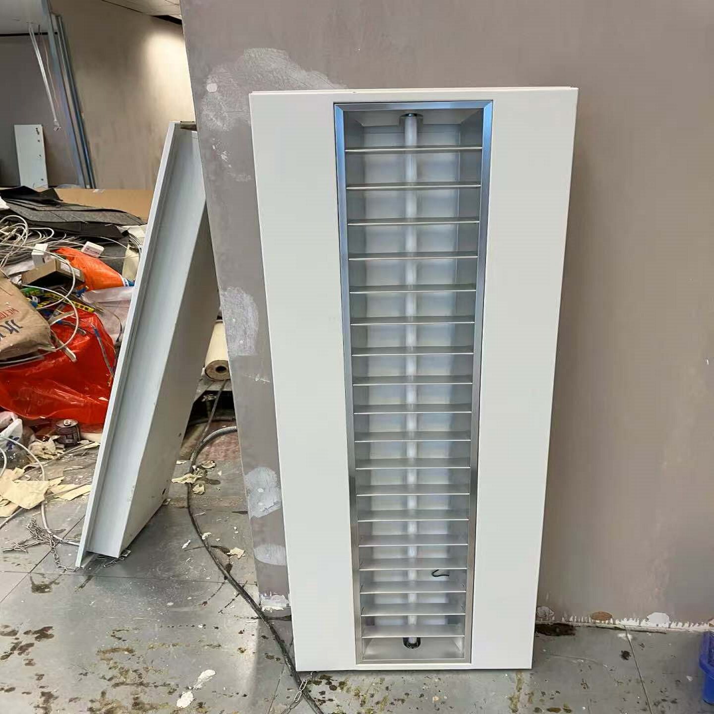 办公照明t8t5长条格栅灯盘调光led嵌入应急面包灯600防眩灯带电源