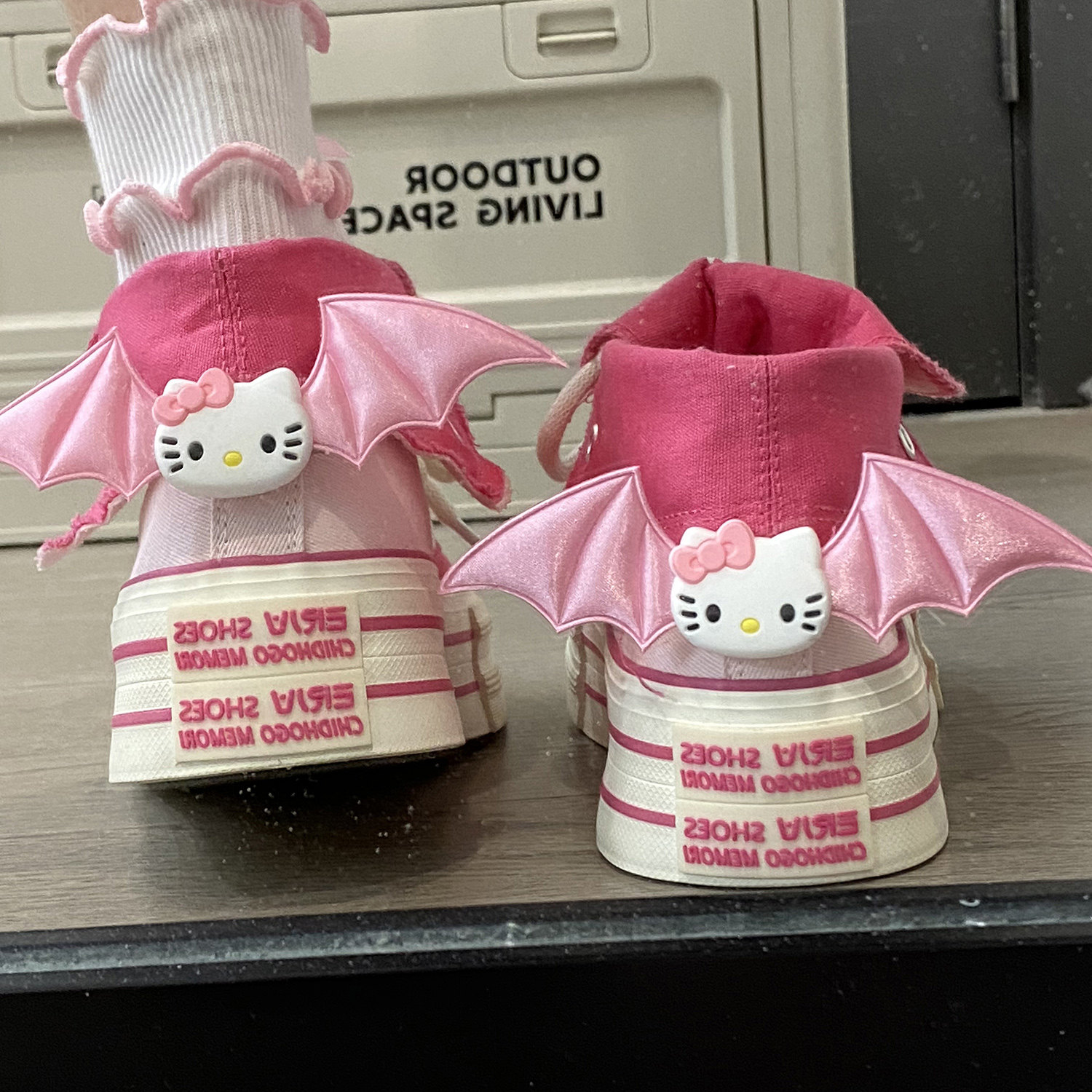沫小茶国潮小众原创Kitty翅膀高帮帆布鞋女2025新款春季厚底板鞋