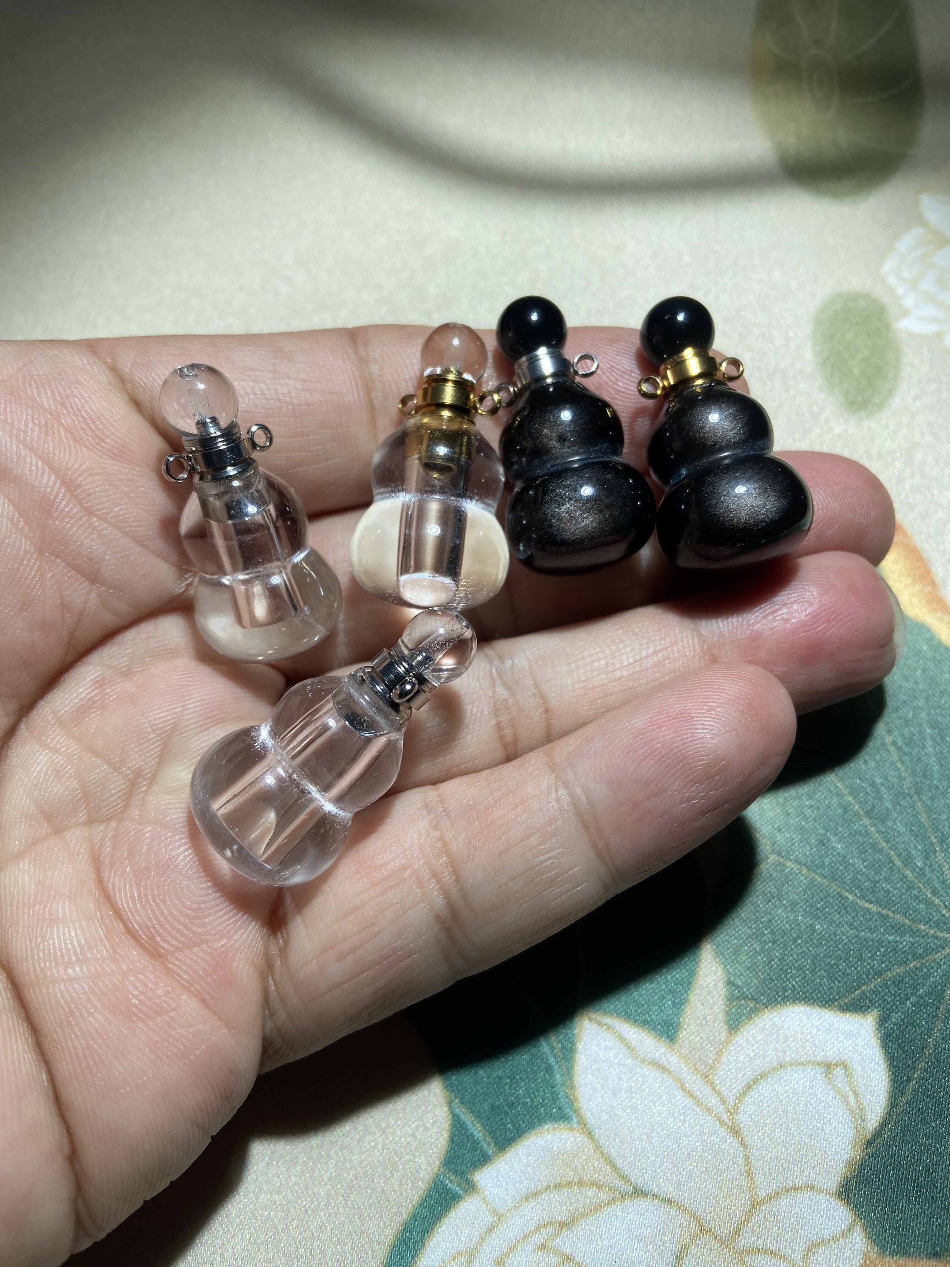 天然白水晶葫芦香水瓶吊坠香薰散香精油空瓶扩香项链挂件礼物包挂