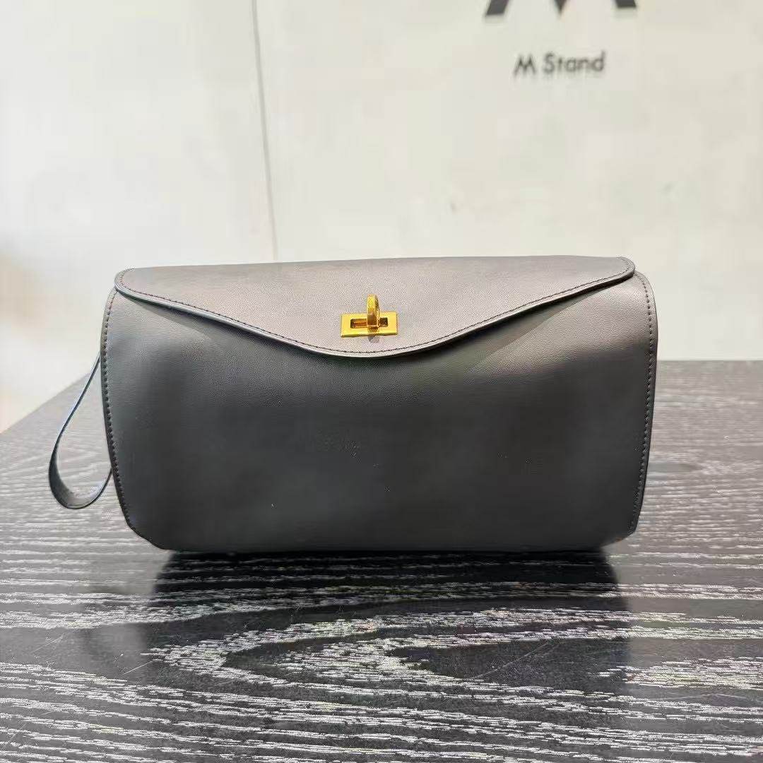 【小西专享】牛皮斜挎单肩包,箱包皮具/热销女包/男包,单肩包,淘宝优惠券,粉丝福利购,淘宝优惠卷