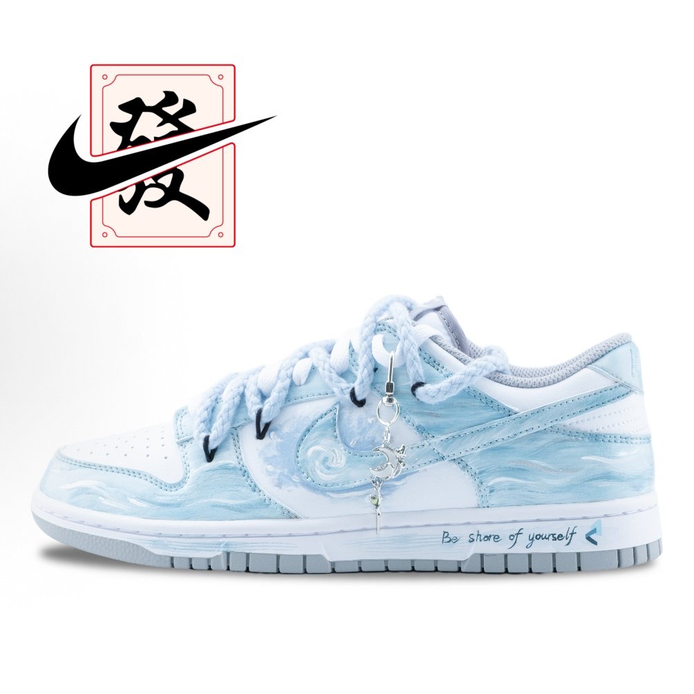 【定制球鞋】欣亮体育Dunk 月下碧波行 手绘 晕染 板鞋 男女同款,运动鞋new,板鞋,淘宝优惠券,粉丝福利购,淘宝优惠卷