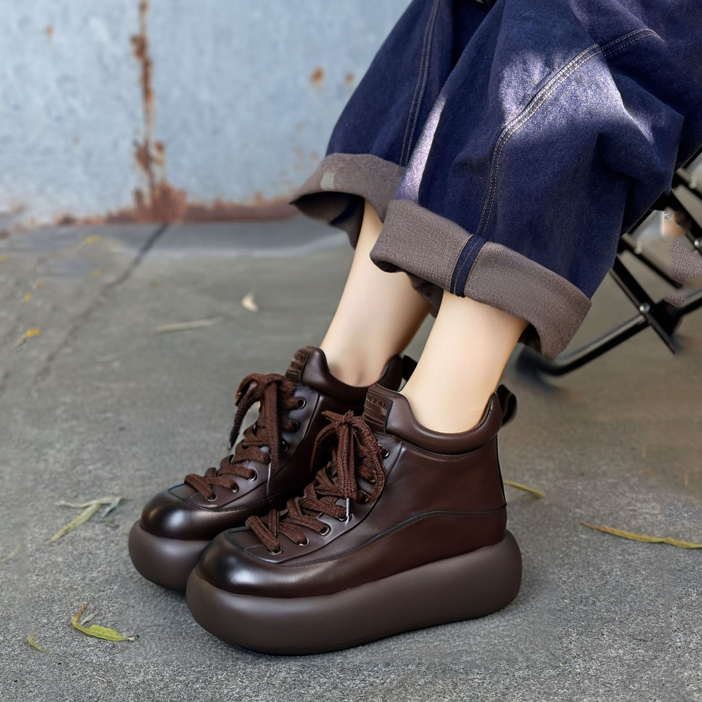 原创手工头层牛皮松糕跟羊毛短靴