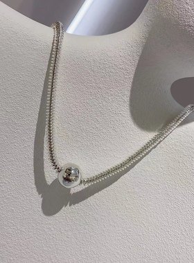 简约圆球吊坠项链女欧美ins风个性百搭休闲2023年新款网红锁骨链