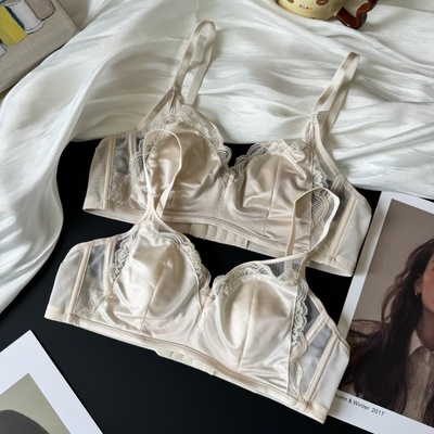 法式缎面复古蕾丝兔耳杯内衣女