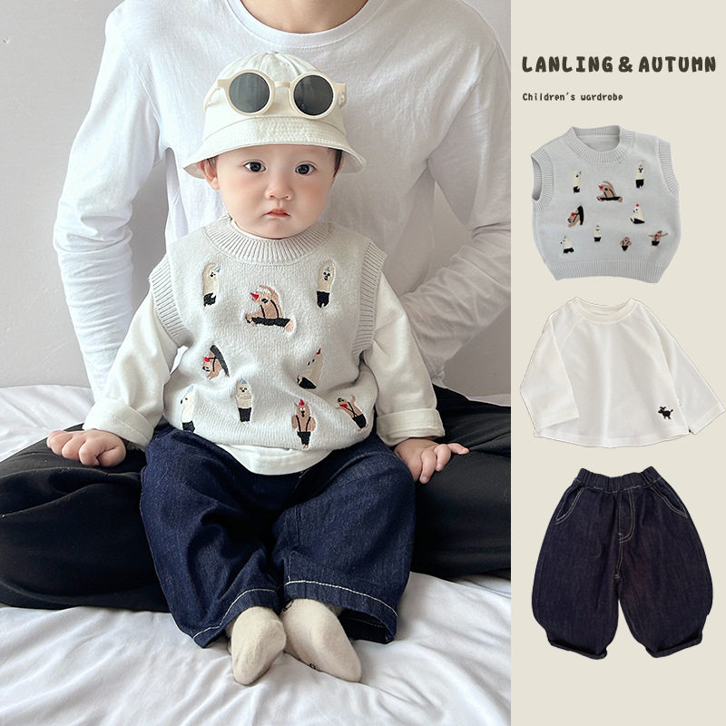 韩版春秋装男宝宝毛衣男童卡通刺绣针织马甲婴儿时髦休闲坎肩背心