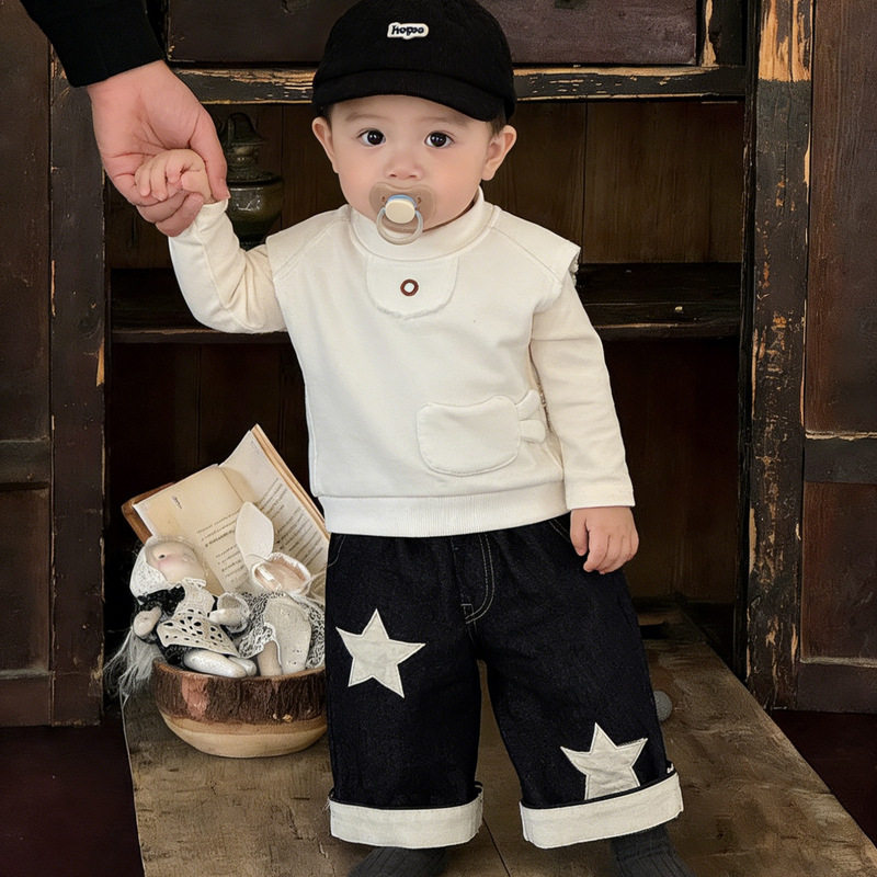 男宝宝韩系穿搭马甲2026新款春秋季婴儿洋气叠穿背心百搭外穿衣服