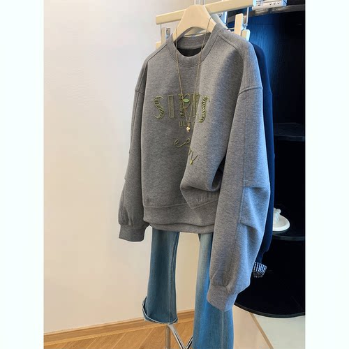 2025新款灰色圆领套头卫衣