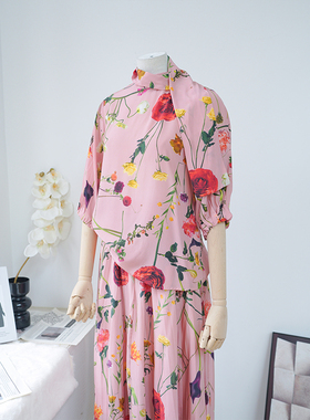 Kalman | 气质夫人！真丝100粉嫩亲肤减龄花朵印花抗双皱气质套装